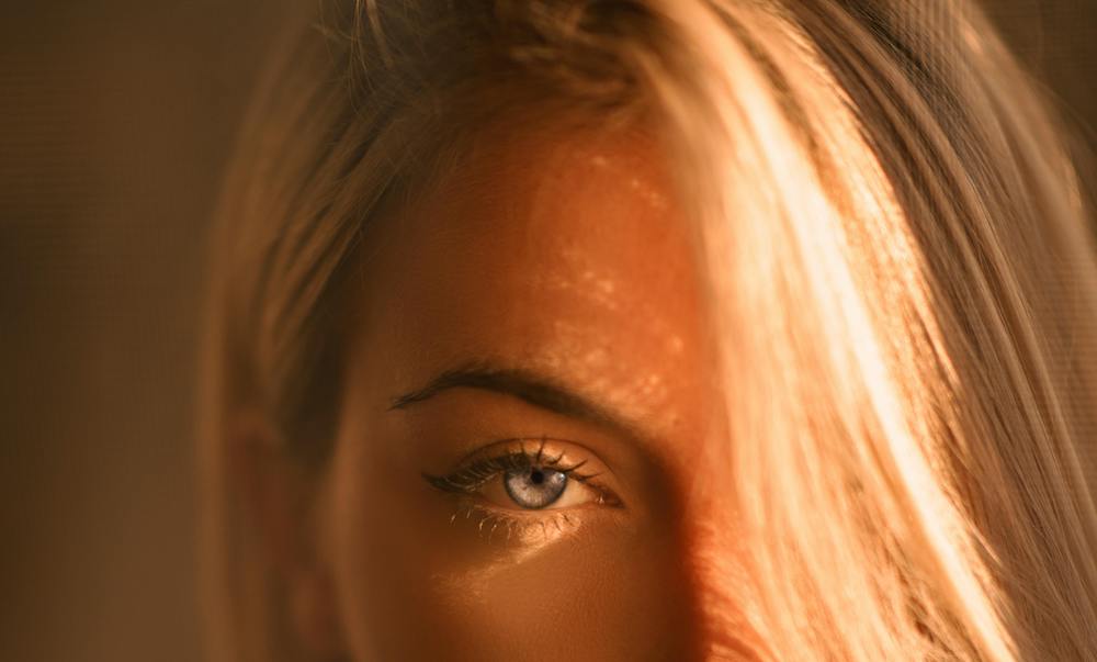 Under Eye Cream and how it helps us